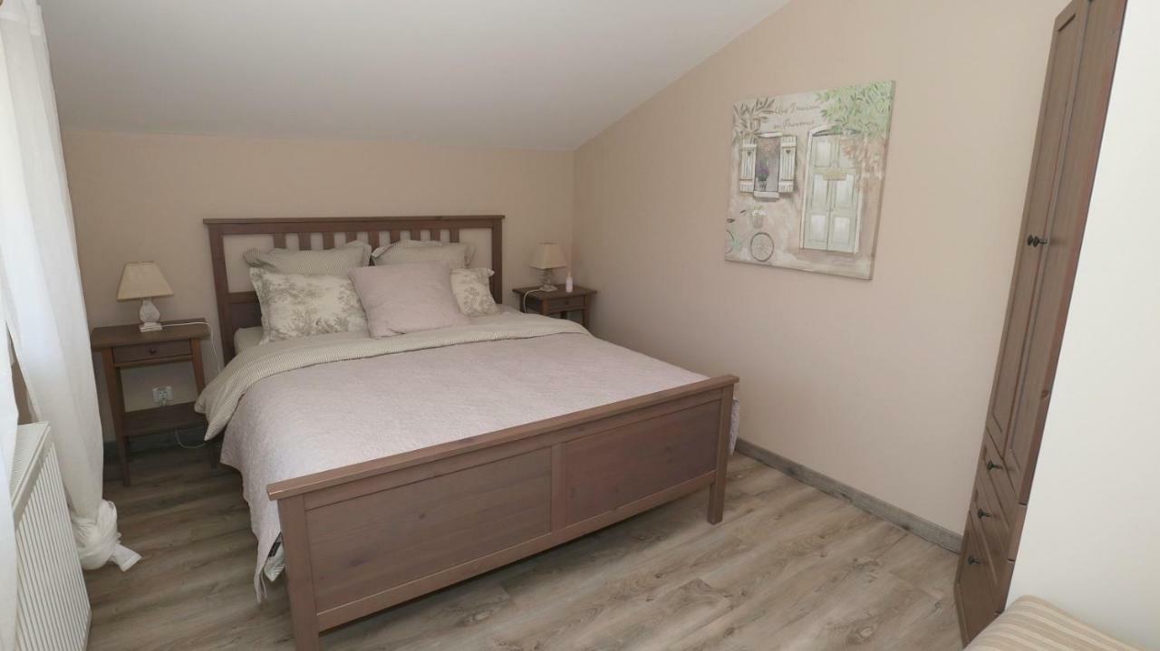 Bed and Breakfast La Petite Campagne Mane  Exterior foto